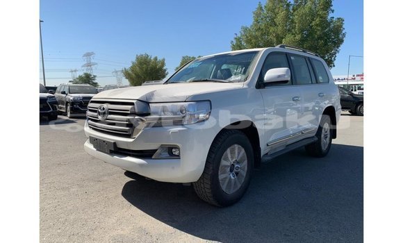 Buy Import Toyota Land Cruiser White Car in Import - Dubai in Abseron Buy Import Toyota Land Cruiser White Car in Import - Dubai in Abseron