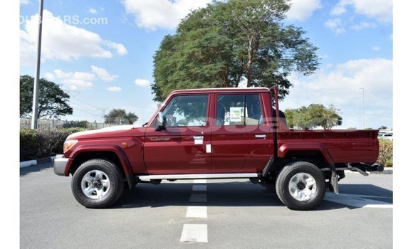 Buy Import Toyota Land Cruiser Red Car in Import - Dubai in Abseron Buy Import Toyota Land Cruiser Red Car in Import - Dubai in Abseron