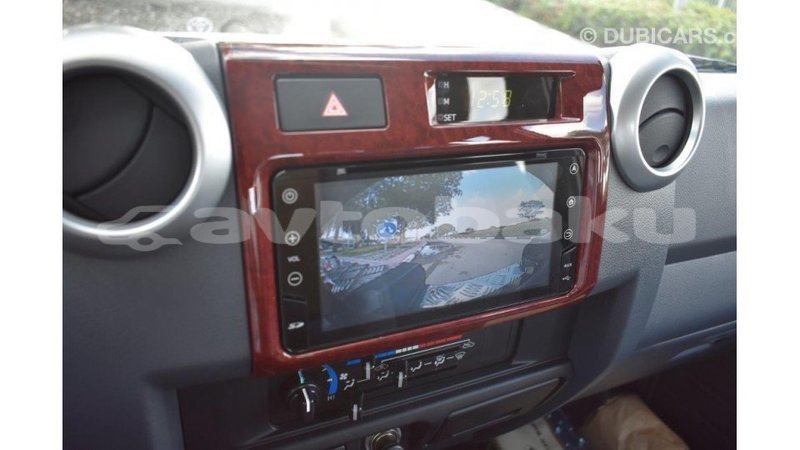Big with watermark toyota land cruiser abseron import dubai 1868