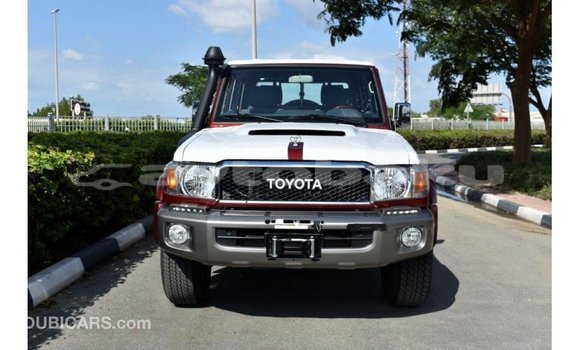 Buy Import Toyota Land Cruiser Red Car in Import - Dubai in Abseron Buy Import Toyota Land Cruiser Red Car in Import - Dubai in Abseron