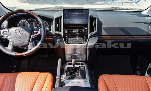 Buy Import Toyota Land Cruiser White Car in Import - Dubai in Abseron Buy Import Toyota Land Cruiser White Car in Import - Dubai in Abseron
