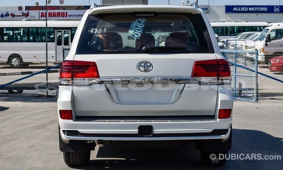 Buy Import Toyota Land Cruiser White Car in Import - Dubai in Abseron Buy Import Toyota Land Cruiser White Car in Import - Dubai in Abseron