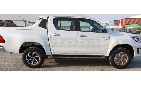 Buy Import Toyota Hilux White Car in Import - Dubai in Abseron Buy Import Toyota Hilux White Car in Import - Dubai in Abseron