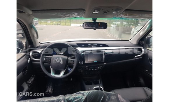Buy Import Toyota Hilux Other Car in Import - Dubai in Abseron Buy Import Toyota Hilux Other Car in Import - Dubai in Abseron