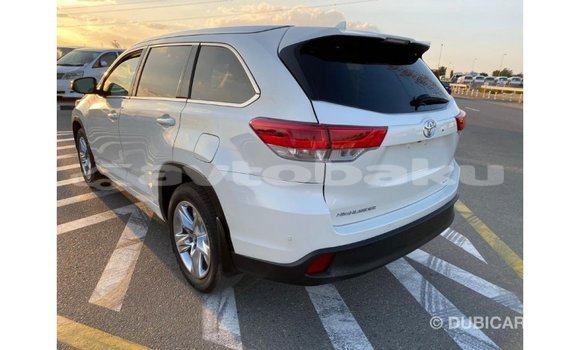 Buy Import Toyota Highlander White Car in Import - Dubai in Abseron Buy Import Toyota Highlander White Car in Import - Dubai in Abseron
