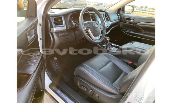 Buy Import Toyota Highlander White Car in Import - Dubai in Abseron Buy Import Toyota Highlander White Car in Import - Dubai in Abseron