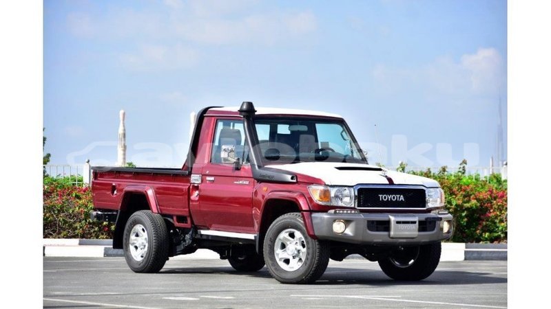 Big with watermark toyota land cruiser abseron import dubai 1924