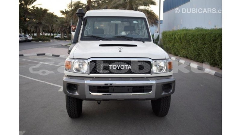 Big with watermark toyota land cruiser abseron import dubai 1947