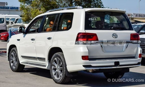 Buy Import Toyota Land Cruiser White Car in Import - Dubai in Abseron Buy Import Toyota Land Cruiser White Car in Import - Dubai in Abseron