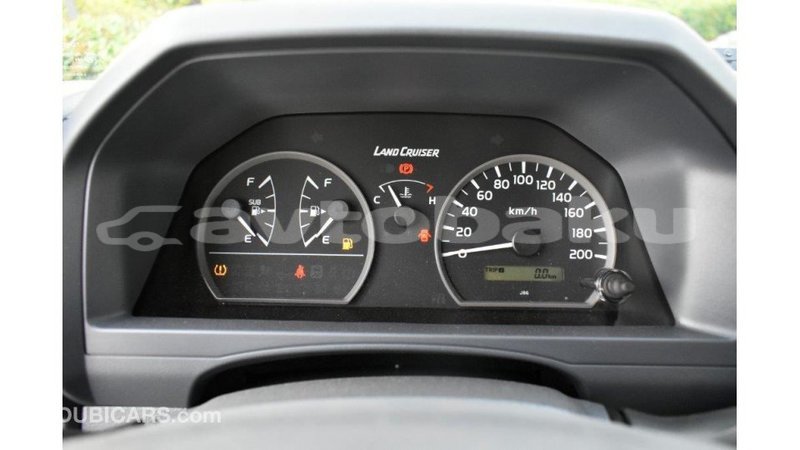 Big with watermark toyota land cruiser abseron import dubai 1956