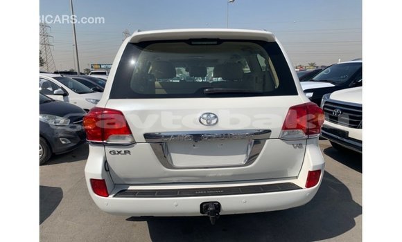 Buy Import Toyota Land Cruiser White Car in Import - Dubai in Abseron Buy Import Toyota Land Cruiser White Car in Import - Dubai in Abseron