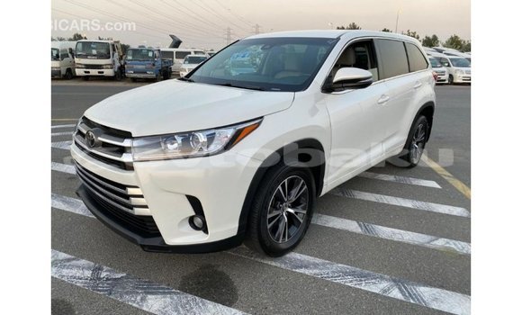 Buy Import Toyota Highlander White Car in Import - Dubai in Abseron Buy Import Toyota Highlander White Car in Import - Dubai in Abseron