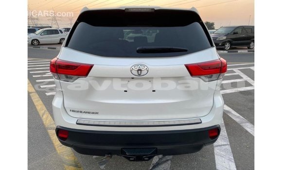 Buy Import Toyota Highlander White Car in Import - Dubai in Abseron Buy Import Toyota Highlander White Car in Import - Dubai in Abseron