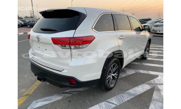 Buy Import Toyota Highlander White Car in Import - Dubai in Abseron Buy Import Toyota Highlander White Car in Import - Dubai in Abseron
