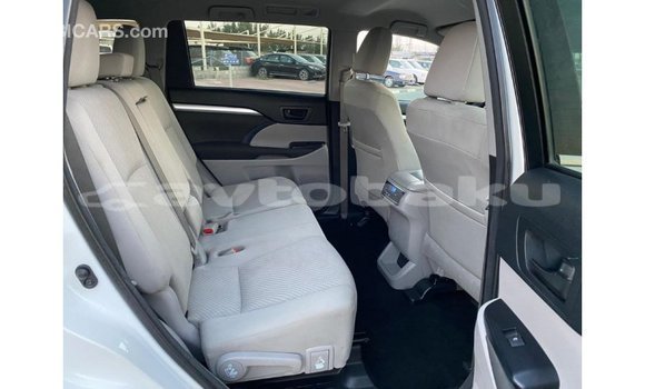 Buy Import Toyota Highlander White Car in Import - Dubai in Abseron Buy Import Toyota Highlander White Car in Import - Dubai in Abseron