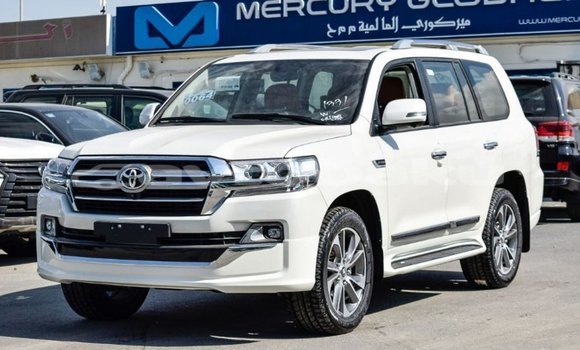 Buy Import Toyota Land Cruiser White Car in Import - Dubai in Abseron Buy Import Toyota Land Cruiser White Car in Import - Dubai in Abseron