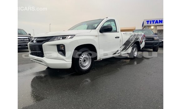 Buy Import Mitsubishi L200 White Car in Import - Dubai in Abseron Buy Import Mitsubishi L200 White Car in Import - Dubai in Abseron