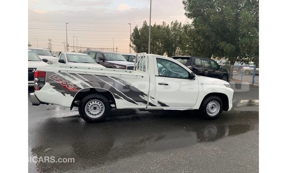 Buy Import Mitsubishi L200 White Car in Import - Dubai in Abseron Buy Import Mitsubishi L200 White Car in Import - Dubai in Abseron