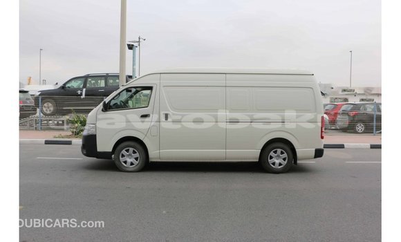 Buy Import Toyota Hiace White Car in Import - Dubai in Abseron Buy Import Toyota Hiace White Car in Import - Dubai in Abseron