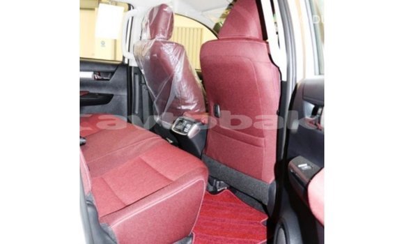 Buy Import Toyota Hilux White Car in Import - Dubai in Abseron Buy Import Toyota Hilux White Car in Import - Dubai in Abseron