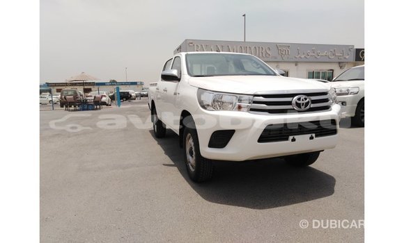 Buy Import Toyota Hilux White Car in Import - Dubai in Abseron Buy Import Toyota Hilux White Car in Import - Dubai in Abseron