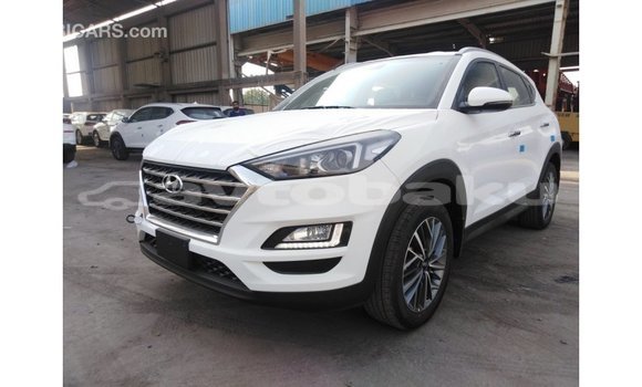 Buy Import Hyundai Tucson White Car in Import - Dubai in Abseron Buy Import Hyundai Tucson White Car in Import - Dubai in Abseron