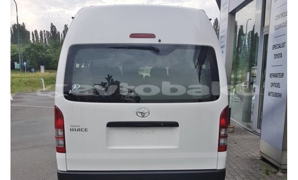 Buy Import Toyota Hiace White Car in Import - Dubai in Abseron Buy Import Toyota Hiace White Car in Import - Dubai in Abseron