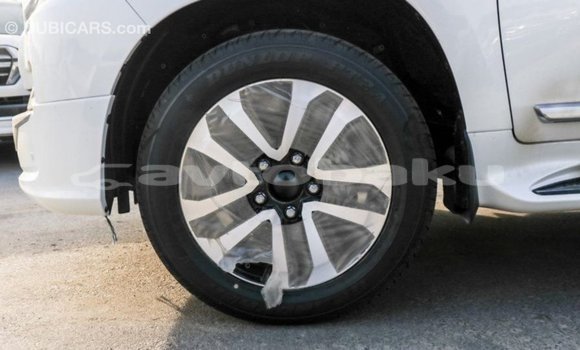Buy Import Toyota Land Cruiser White Car in Import - Dubai in Abseron Buy Import Toyota Land Cruiser White Car in Import - Dubai in Abseron
