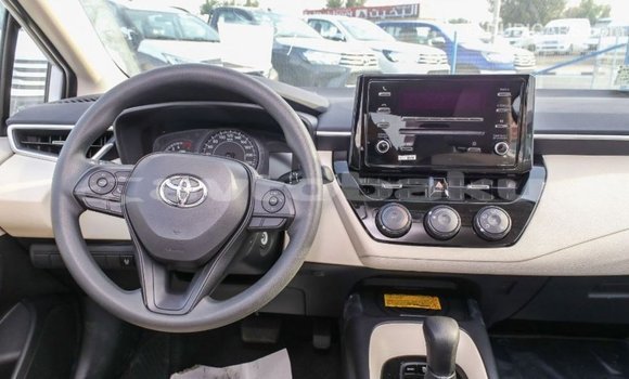Buy Import Toyota Corolla White Car in Import - Dubai in Abseron Buy Import Toyota Corolla White Car in Import - Dubai in Abseron