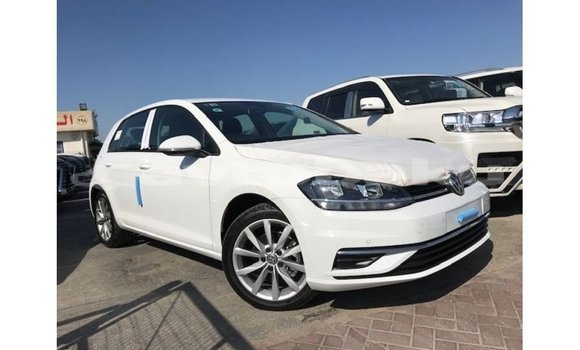 Buy Import Volkswagen Golf White Car in Import - Dubai in Abseron