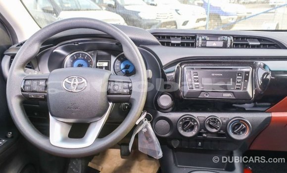 Buy Import Toyota Hilux White Car in Import - Dubai in Abseron Buy Import Toyota Hilux White Car in Import - Dubai in Abseron
