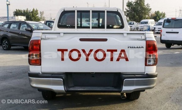 Buy Import Toyota Hilux White Car in Import - Dubai in Abseron Buy Import Toyota Hilux White Car in Import - Dubai in Abseron