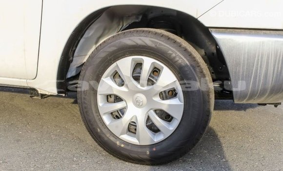 Buy Import Toyota Hilux White Car in Import - Dubai in Abseron Buy Import Toyota Hilux White Car in Import - Dubai in Abseron