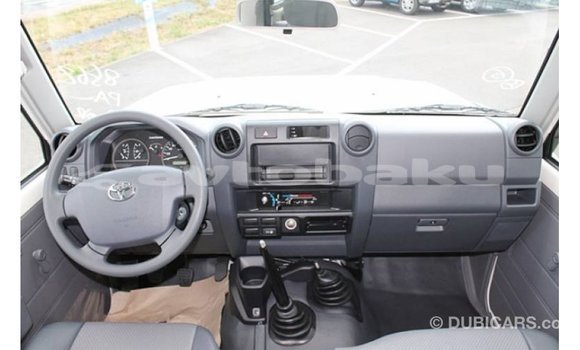 Buy Import Toyota Land Cruiser White Car in Import - Dubai in Abseron Buy Import Toyota Land Cruiser White Car in Import - Dubai in Abseron