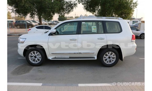 Buy Import Toyota Land Cruiser White Car in Import - Dubai in Abseron Buy Import Toyota Land Cruiser White Car in Import - Dubai in Abseron