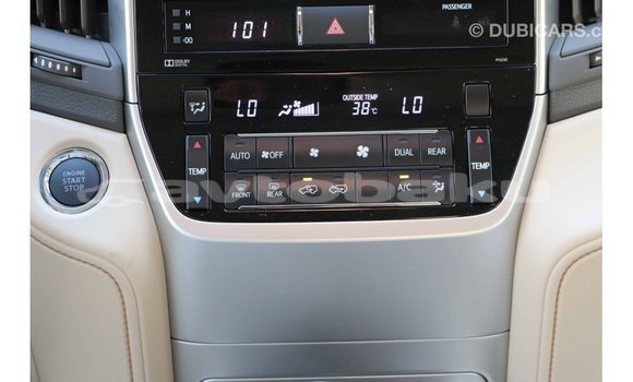 Buy Import Toyota Land Cruiser White Car in Import - Dubai in Abseron Buy Import Toyota Land Cruiser White Car in Import - Dubai in Abseron