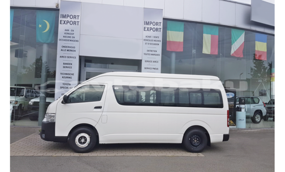 Buy Import Toyota Hiace White Car in Import - Dubai in Abseron Buy Import Toyota Hiace White Car in Import - Dubai in Abseron