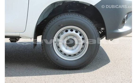 Buy Import Toyota Hilux White Car in Import - Dubai in Abseron Buy Import Toyota Hilux White Car in Import - Dubai in Abseron