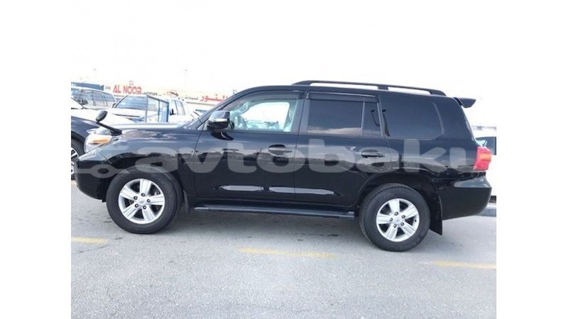 Big with watermark toyota land cruiser abseron import dubai 2135