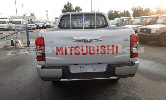 Buy Import Mitsubishi L200 White Car in Import - Dubai in Abseron Buy Import Mitsubishi L200 White Car in Import - Dubai in Abseron
