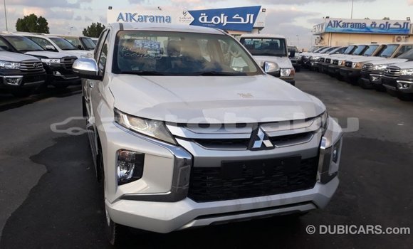 Buy Import Mitsubishi L200 White Car in Import - Dubai in Abseron Buy Import Mitsubishi L200 White Car in Import - Dubai in Abseron