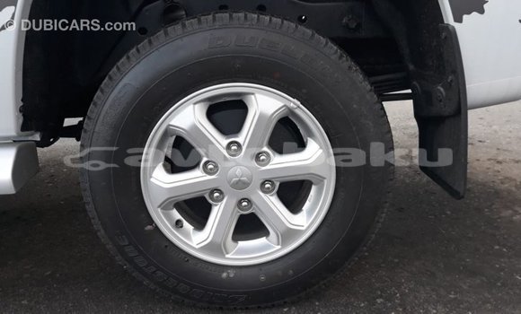 Buy Import Mitsubishi L200 White Car in Import - Dubai in Abseron Buy Import Mitsubishi L200 White Car in Import - Dubai in Abseron