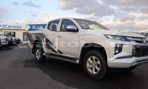 Buy Import Mitsubishi L200 White Car in Import - Dubai in Abseron Buy Import Mitsubishi L200 White Car in Import - Dubai in Abseron