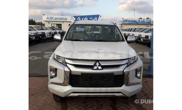 Buy Import Mitsubishi L200 White Car in Import - Dubai in Abseron Buy Import Mitsubishi L200 White Car in Import - Dubai in Abseron