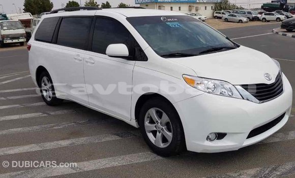 Buy Import Toyota Sienna White Car in Import - Dubai in Abseron Buy Import Toyota Sienna White Car in Import - Dubai in Abseron