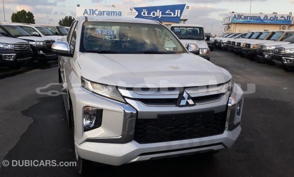 Buy Import Mitsubishi L200 White Car in Import - Dubai in Abseron Buy Import Mitsubishi L200 White Car in Import - Dubai in Abseron