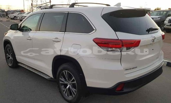 Buy Import Toyota Highlander White Car in Import - Dubai in Abseron Buy Import Toyota Highlander White Car in Import - Dubai in Abseron