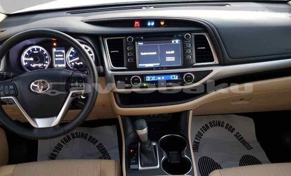 Buy Import Toyota Highlander White Car in Import - Dubai in Abseron Buy Import Toyota Highlander White Car in Import - Dubai in Abseron
