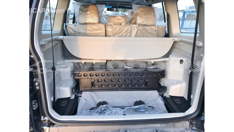 Big with watermark mitsubishi pajero abseron import dubai 2195