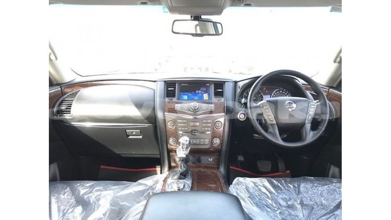 Big with watermark nissan patrol abseron import dubai 2197